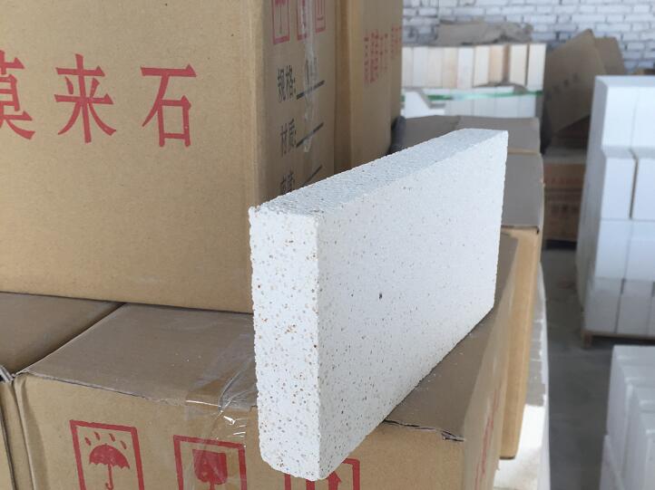 輕質(zhì)莫來石耐火磚